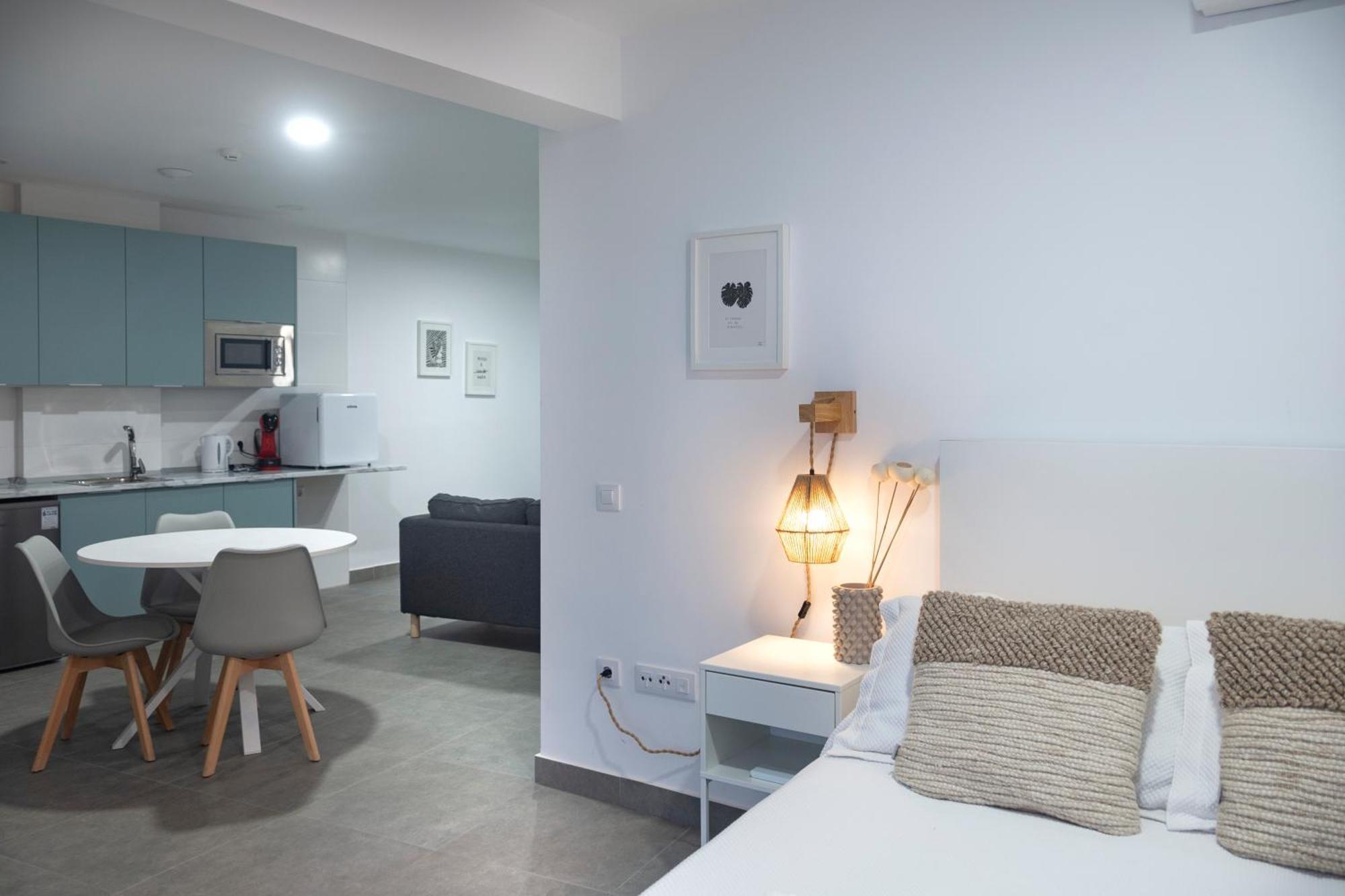 Apartamentos La Tahona 카디스 외부 사진