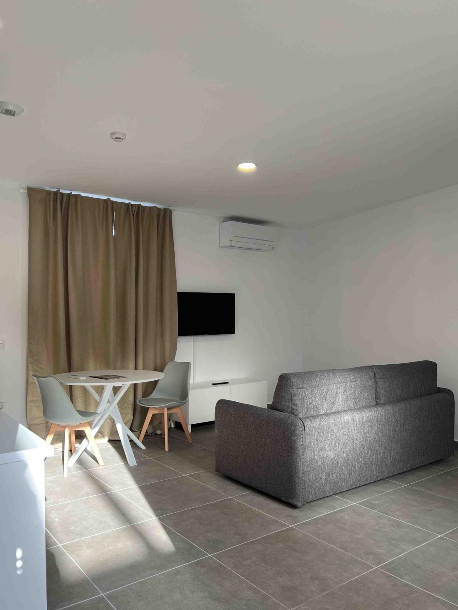 Apartamentos La Tahona 카디스 외부 사진